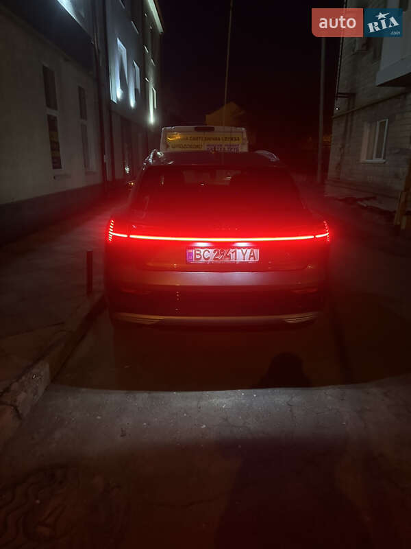 Внедорожник / Кроссовер Audi e-tron 2019 в Полтаве