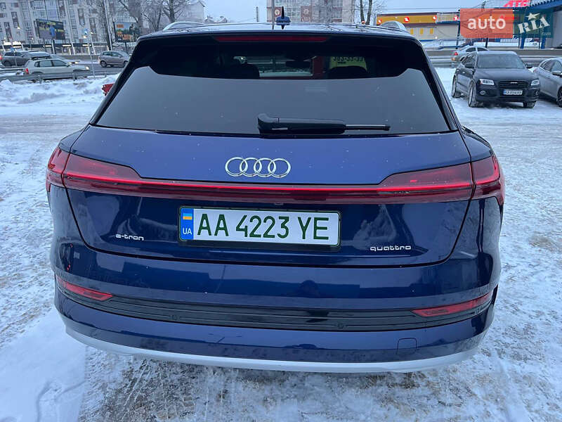 Внедорожник / Кроссовер Audi e-tron 2022 в Киеве фото 9 Внедорожник / Кроссовер Audi e-tron 2022 в Киеве