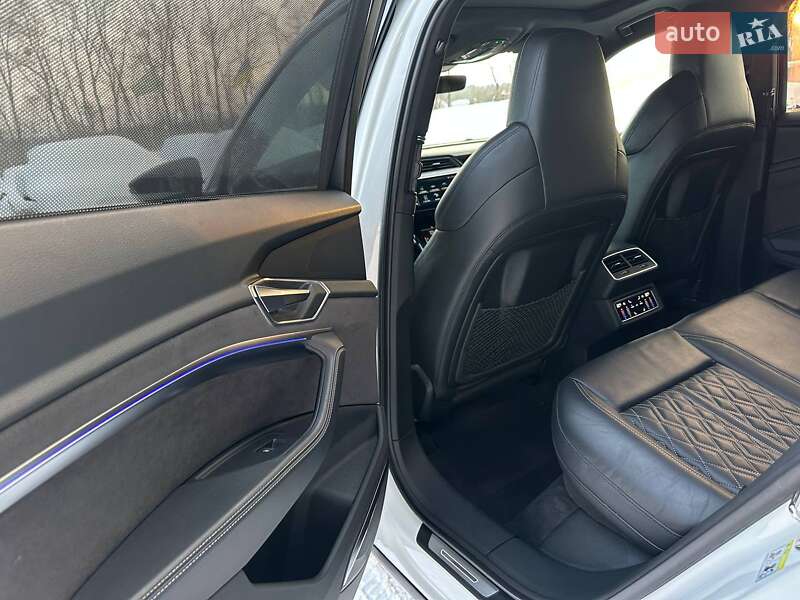 Внедорожник / Кроссовер Audi e-tron 2021 в Львове