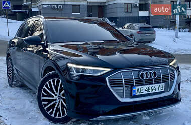 Внедорожник / Кроссовер Audi e-tron 2019 в Днепре