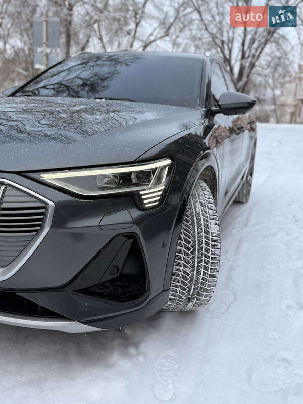 Внедорожник / Кроссовер Audi e-tron 2020 в Полтаве фото 9 Внедорожник / Кроссовер Audi e-tron 2020 в Полтаве