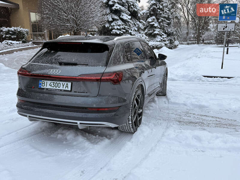 Внедорожник / Кроссовер Audi e-tron 2020 в Полтаве фото 14 Внедорожник / Кроссовер Audi e-tron 2020 в Полтаве