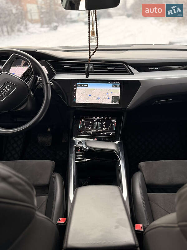 Внедорожник / Кроссовер Audi e-tron 2020 в Полтаве фото 28 Внедорожник / Кроссовер Audi e-tron 2020 в Полтаве