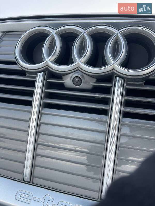Внедорожник / Кроссовер Audi e-tron 2020 в Львове