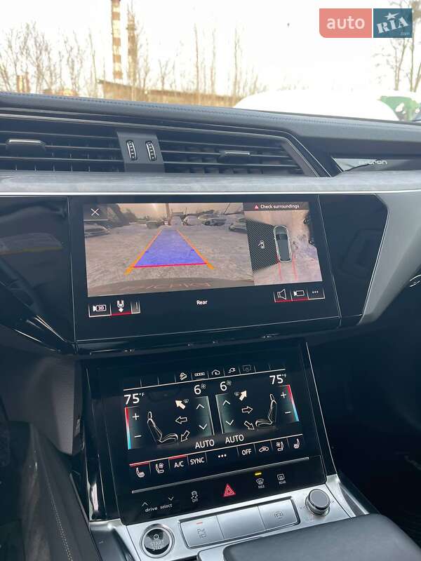 Внедорожник / Кроссовер Audi e-tron 2020 в Львове