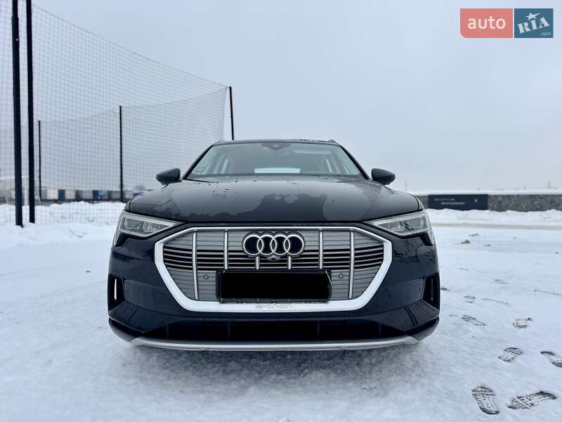 Внедорожник / Кроссовер Audi e-tron 2020 в Мукачево