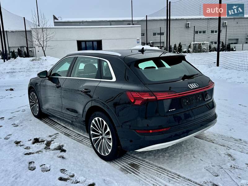 Внедорожник / Кроссовер Audi e-tron 2020 в Мукачево