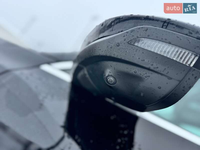 Внедорожник / Кроссовер Audi e-tron 2020 в Мукачево