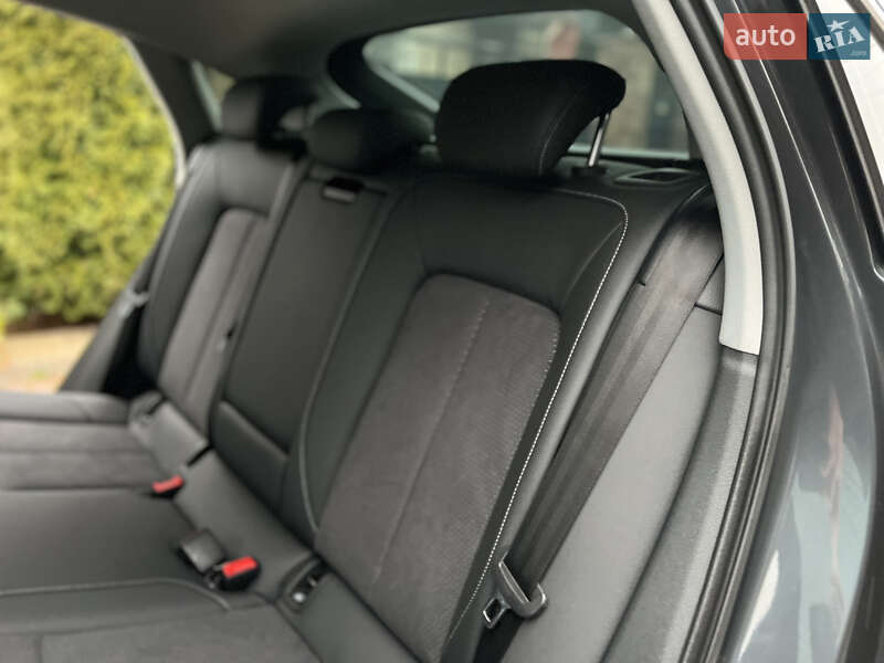 Позашляховик / Кросовер Audi e-tron 2022 в Хмельницькому