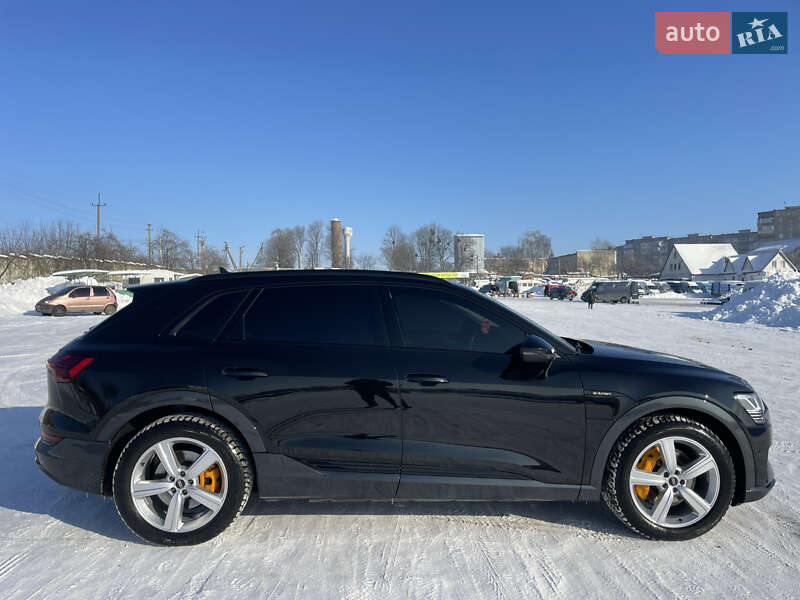 Внедорожник / Кроссовер Audi e-tron 2021 в Ровно