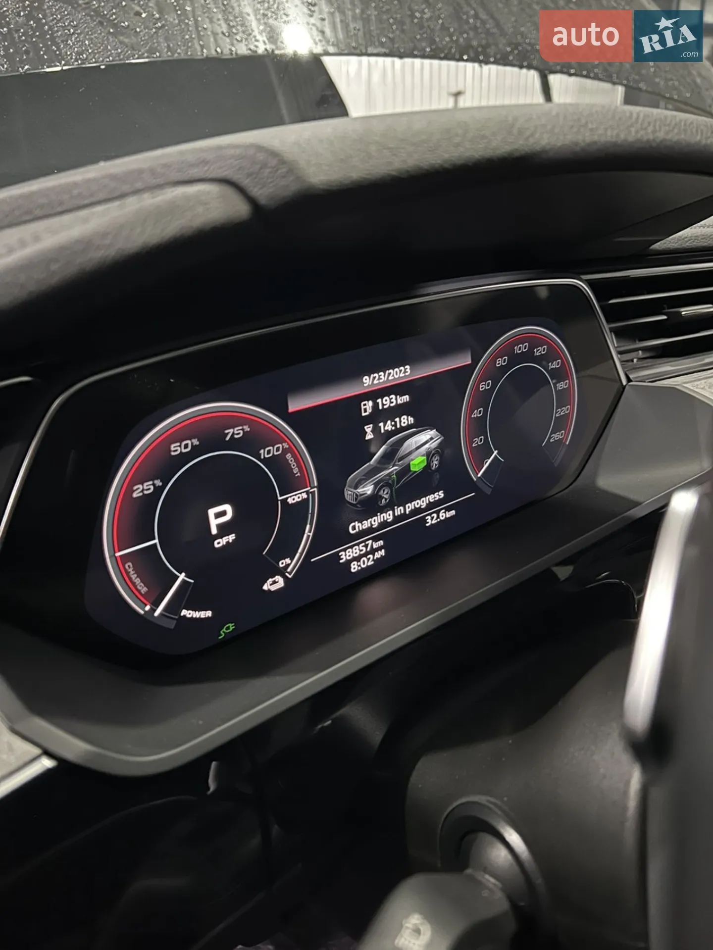 2021 Audi e-tron - мініатюра 2