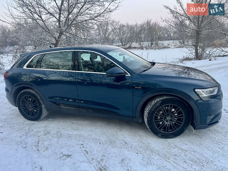 Внедорожник / Кроссовер Audi e-tron 2019 в Белой Церкви