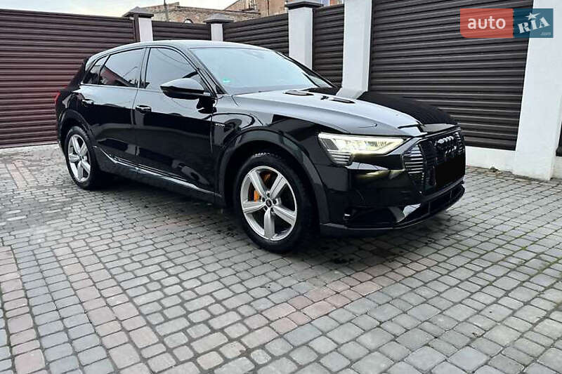 Внедорожник / Кроссовер Audi e-tron 2021 в Киеве фото 2 Внедорожник / Кроссовер Audi e-tron 2021 в Киеве