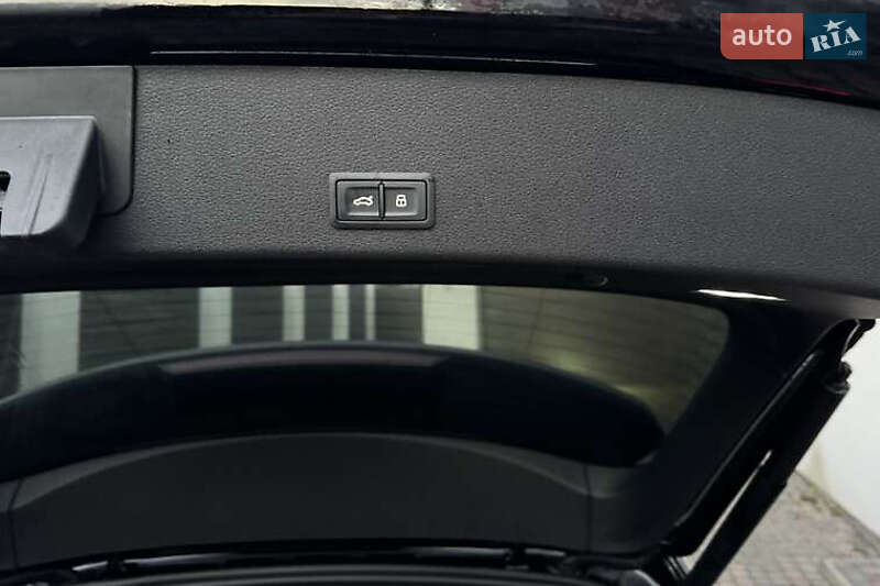 Внедорожник / Кроссовер Audi e-tron 2021 в Киеве фото 19 Внедорожник / Кроссовер Audi e-tron 2021 в Киеве