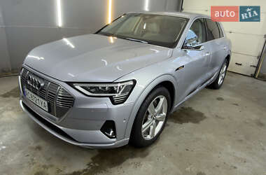 Позашляховик / Кросовер Audi e-tron 2019 в Луцьку