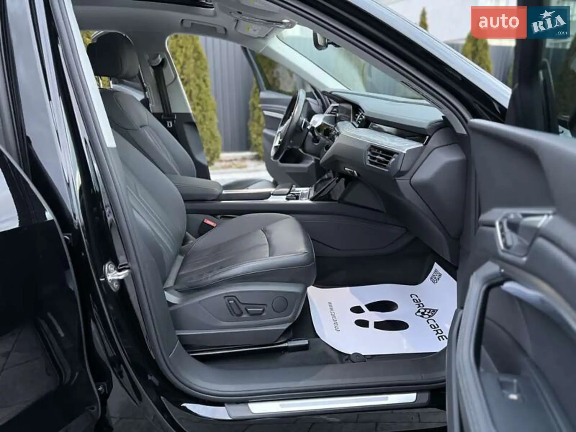 2021 Audi e-tron - мініатюра 23