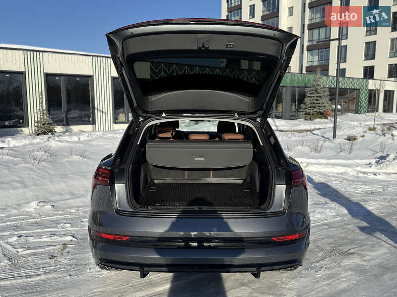 Внедорожник / Кроссовер Audi e-tron 2021 в Городке фото 11 Внедорожник / Кроссовер Audi e-tron 2021 в Городке