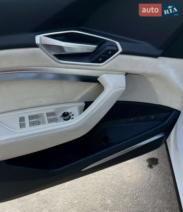 Внедорожник / Кроссовер Audi e-tron 2019 в Тернополе фото 19 Внедорожник / Кроссовер Audi e-tron 2019 в Тернополе