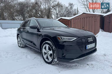 Внедорожник / Кроссовер Audi e-tron 2019 в Ровно