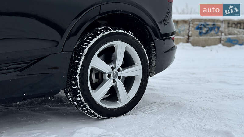 Позашляховик / Кросовер Audi e-tron 2019 в Умані фото 28 Позашляховик / Кросовер Audi e-tron 2019 в Умані