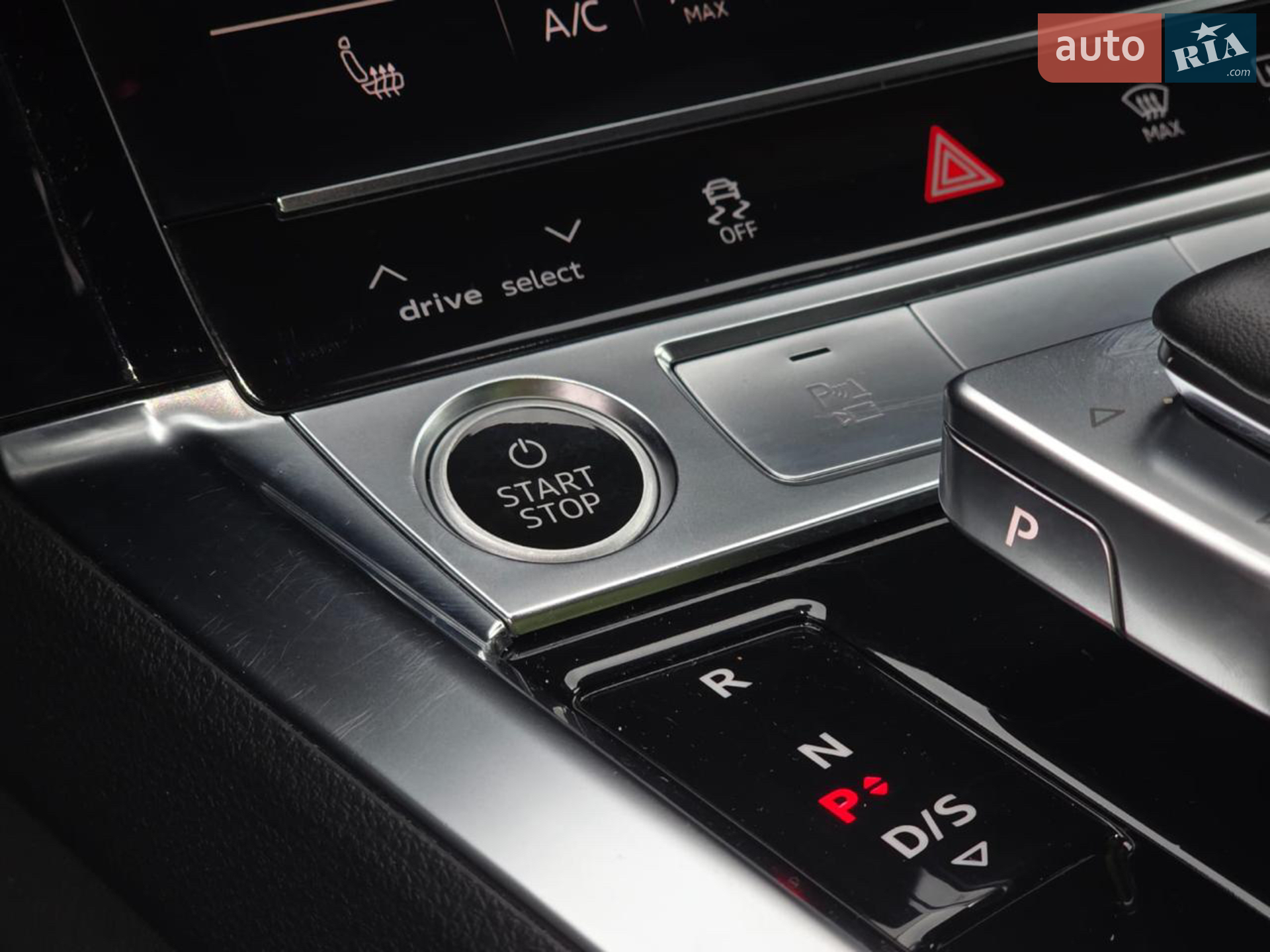 2020 Audi e-tron - мініатюра 3