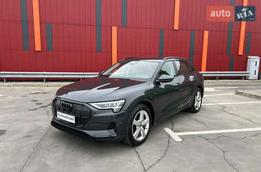 Внедорожник / Кроссовер Audi e-tron 2022 в Киеве