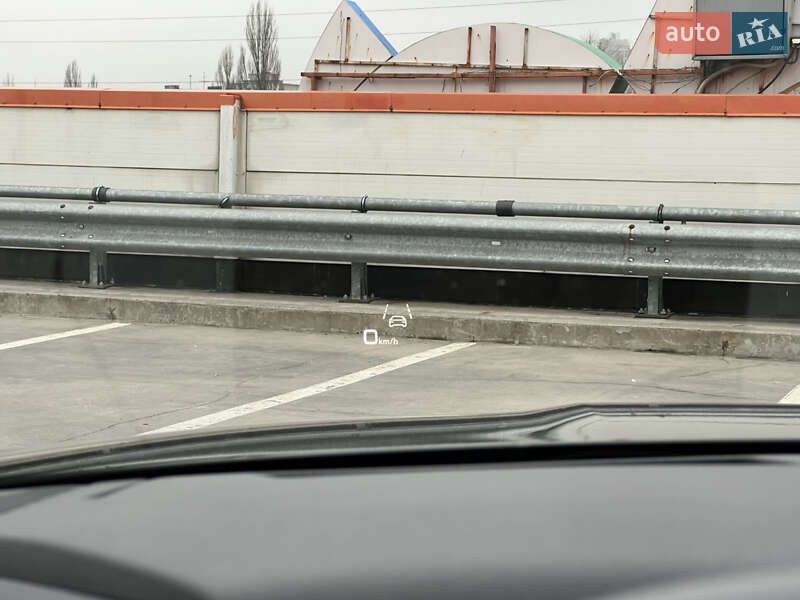 Внедорожник / Кроссовер Audi e-tron 2022 в Киеве фото 18 Внедорожник / Кроссовер Audi e-tron 2022 в Киеве