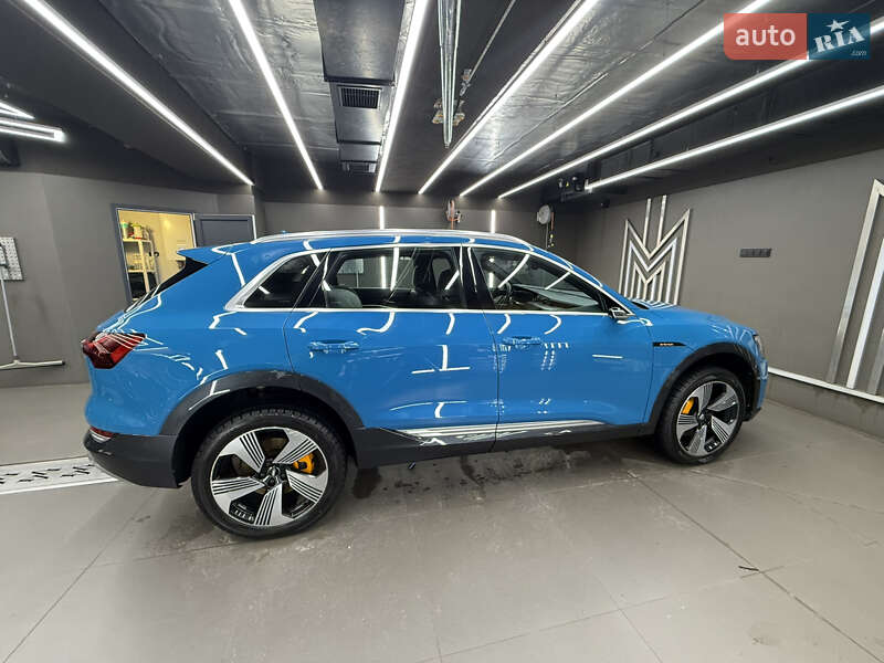 Внедорожник / Кроссовер Audi e-tron 2019 в Ужгороде фото 4 Внедорожник / Кроссовер Audi e-tron 2019 в Ужгороде