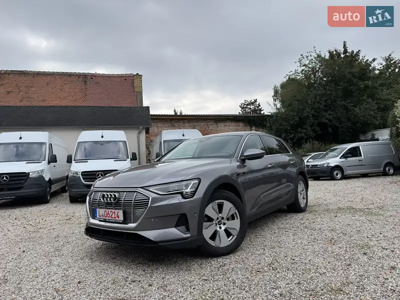 Audi e-tron 2021