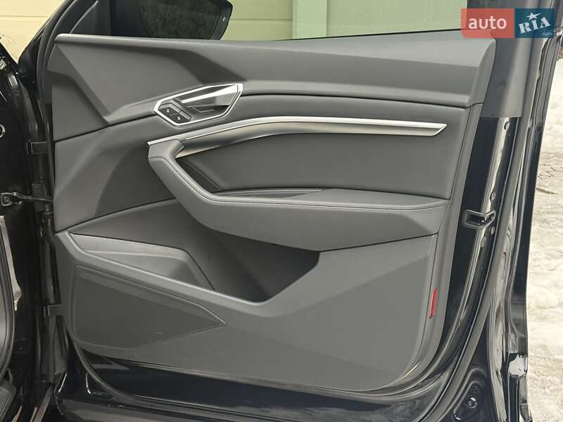 Внедорожник / Кроссовер Audi e-tron 2020 в Ровно