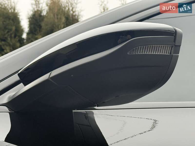 Внедорожник / Кроссовер Audi e-tron 2020 в Ровно