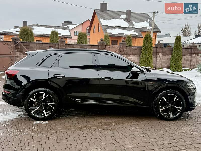Внедорожник / Кроссовер Audi e-tron 2020 в Ровно