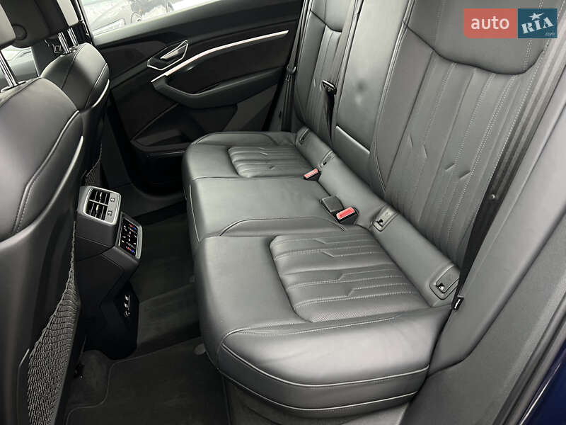 Внедорожник / Кроссовер Audi e-tron 2020 в Луцке фото 45 Внедорожник / Кроссовер Audi e-tron 2020 в Луцке