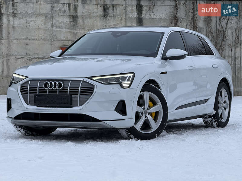 Внедорожник / Кроссовер Audi e-tron 2021 в Ровно