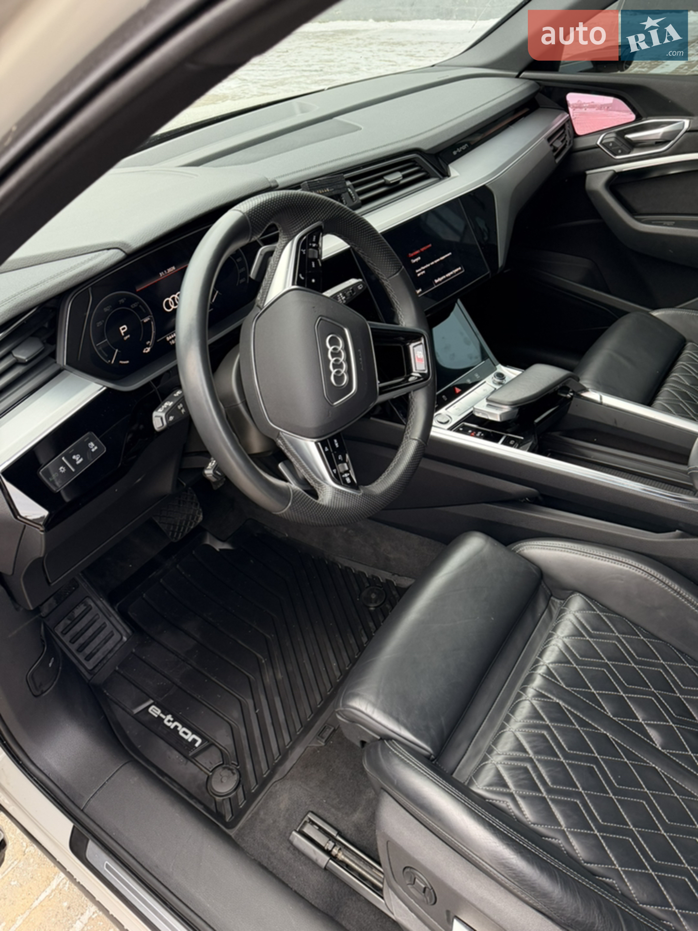2021 Audi e-tron - мініатюра 10