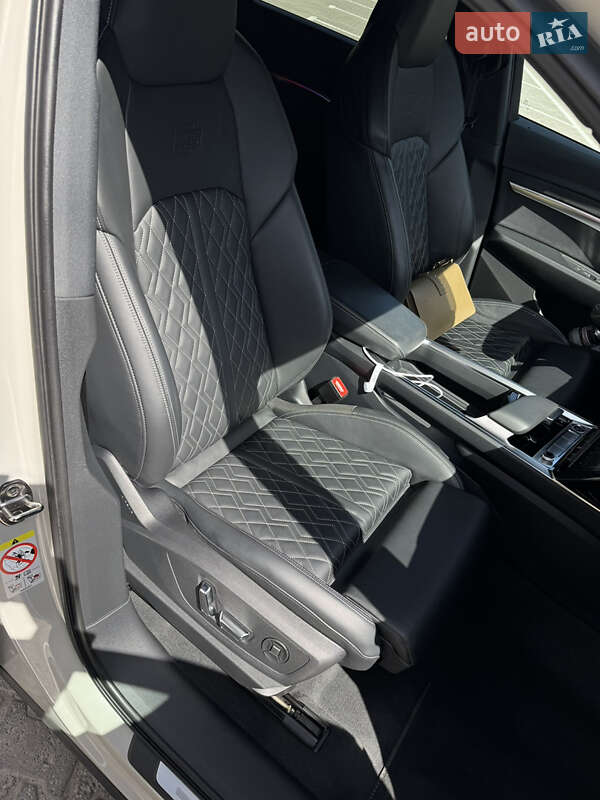 Внедорожник / Кроссовер Audi e-tron 2021 в Хмельницком