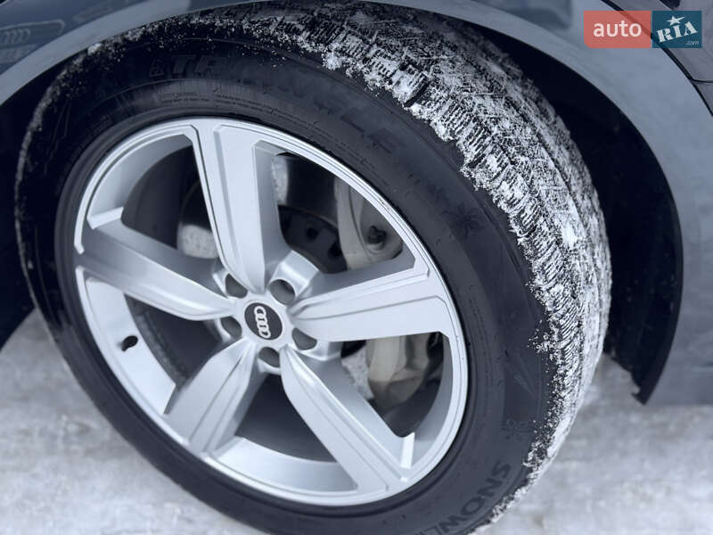 Внедорожник / Кроссовер Audi e-tron 2020 в Ивано-Франковске