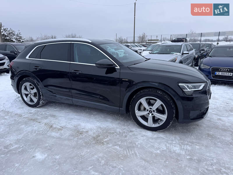 Внедорожник / Кроссовер Audi e-tron 2020 в Ивано-Франковске