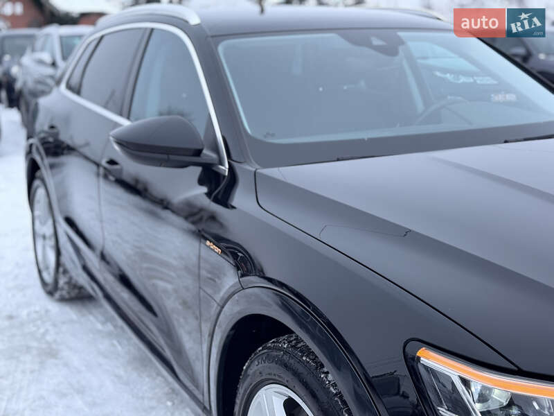 Внедорожник / Кроссовер Audi e-tron 2020 в Ивано-Франковске