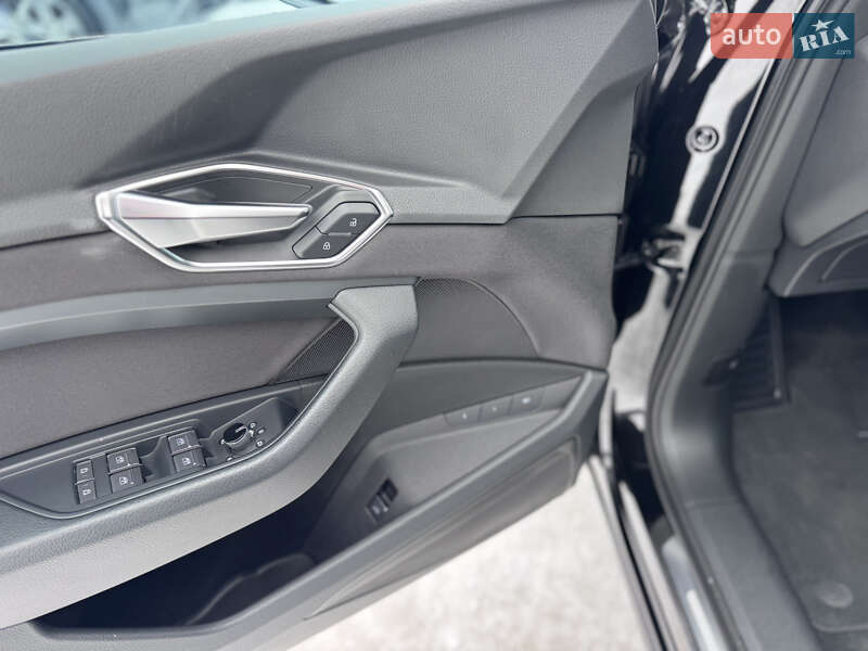 Внедорожник / Кроссовер Audi e-tron 2020 в Ивано-Франковске