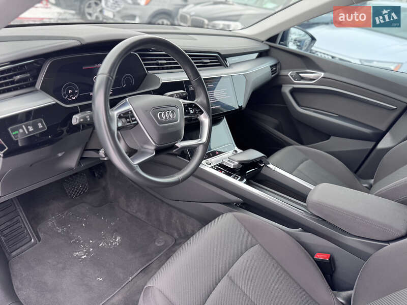 Внедорожник / Кроссовер Audi e-tron 2020 в Ивано-Франковске