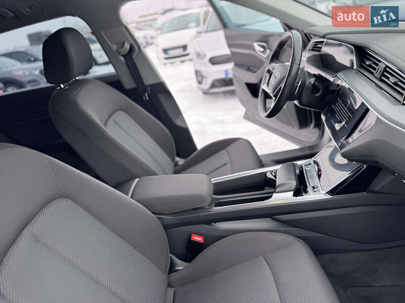 Внедорожник / Кроссовер Audi e-tron 2020 в Ивано-Франковске