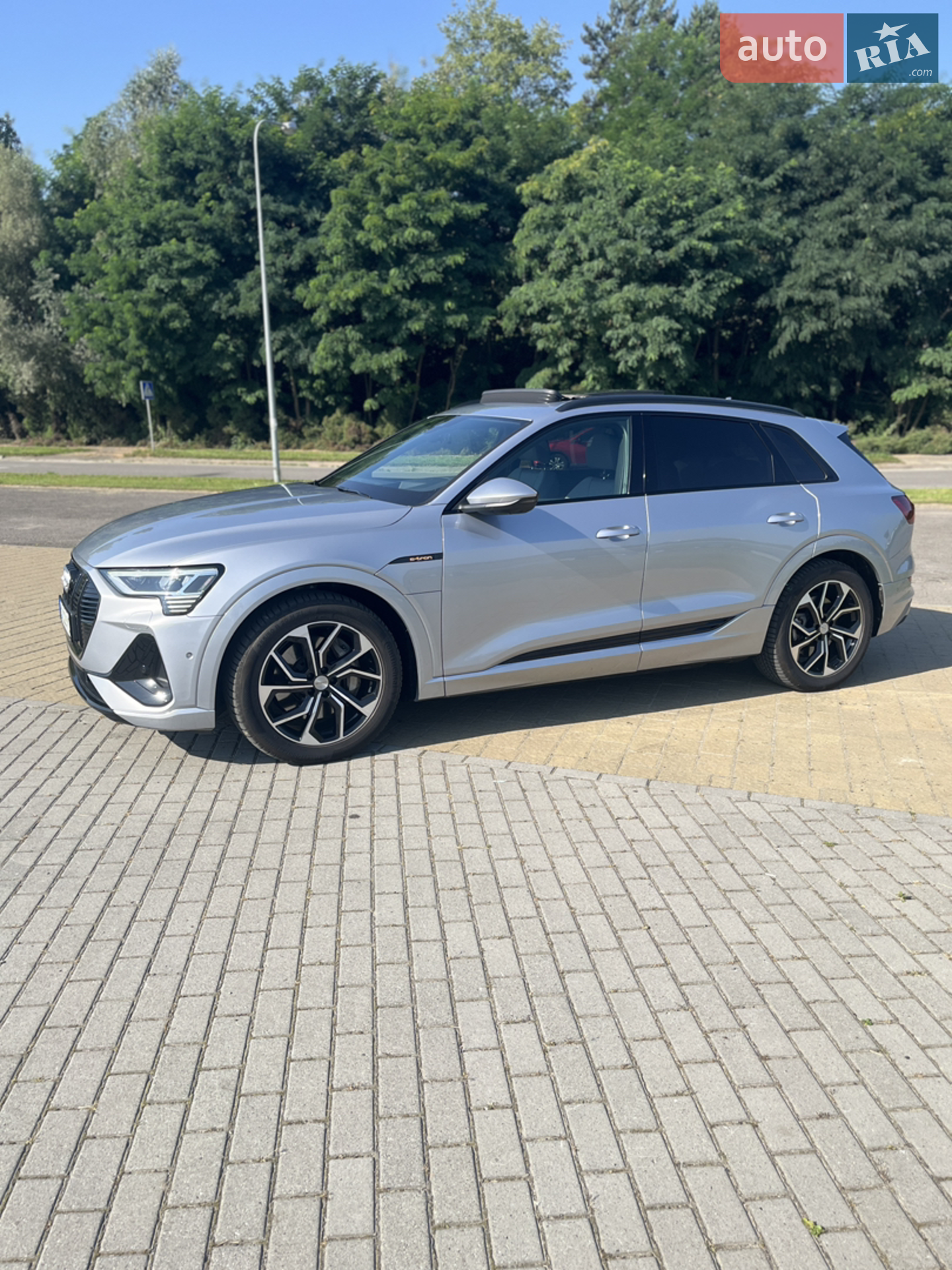 2022 Audi e-tron - мініатюра 4