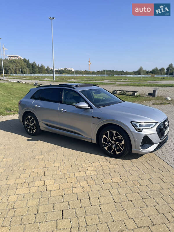 Позашляховик / Кросовер Audi e-tron 2022 в Львові фото 11 Позашляховик / Кросовер Audi e-tron 2022 в Львові