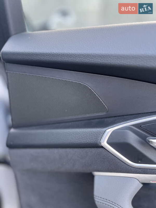 Позашляховик / Кросовер Audi e-tron 2022 в Львові фото 82 Позашляховик / Кросовер Audi e-tron 2022 в Львові