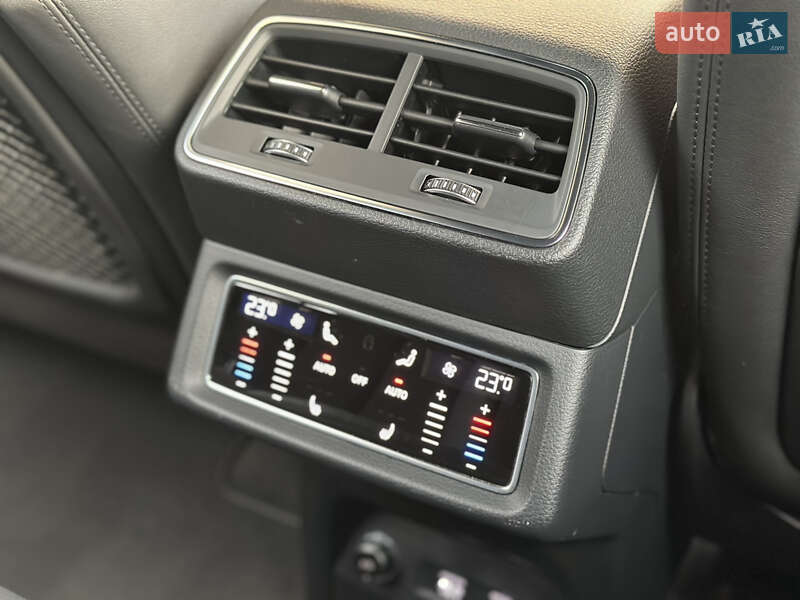 Внедорожник / Кроссовер Audi e-tron 2019 в Мукачево