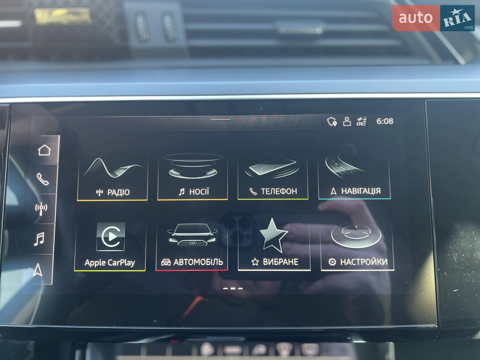 2021 Audi e-tron - мініатюра 23