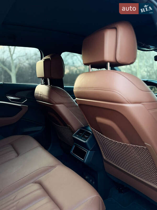 Позашляховик / Кросовер Audi e-tron 2022 в Одесі