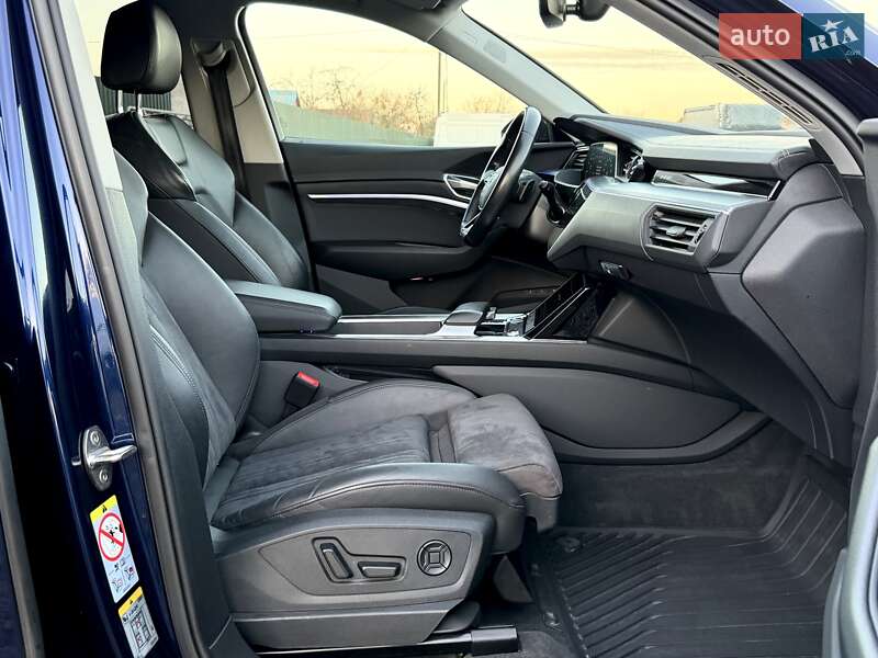 Позашляховик / Кросовер Audi e-tron 2022 в Ковелі фото 41 Позашляховик / Кросовер Audi e-tron 2022 в Ковелі