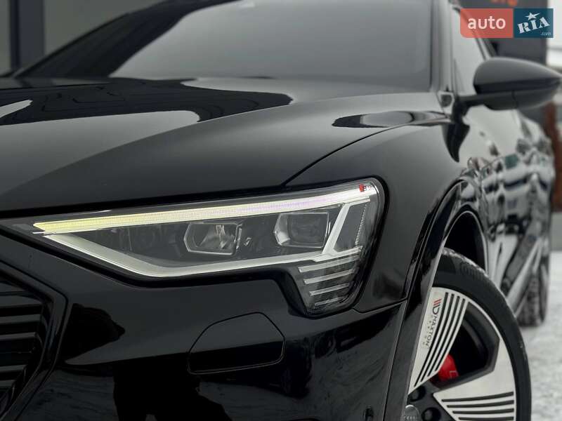 Позашляховик / Кросовер Audi e-tron 2020 в Рівному